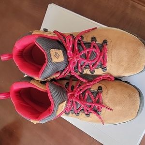 Columbia Men's Hikers Size 10
